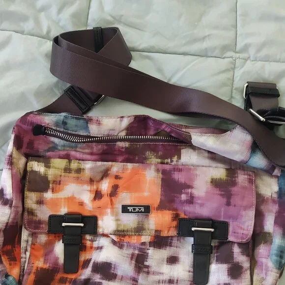 watercolor Tumi crossbody bag - Picture 2 of 6